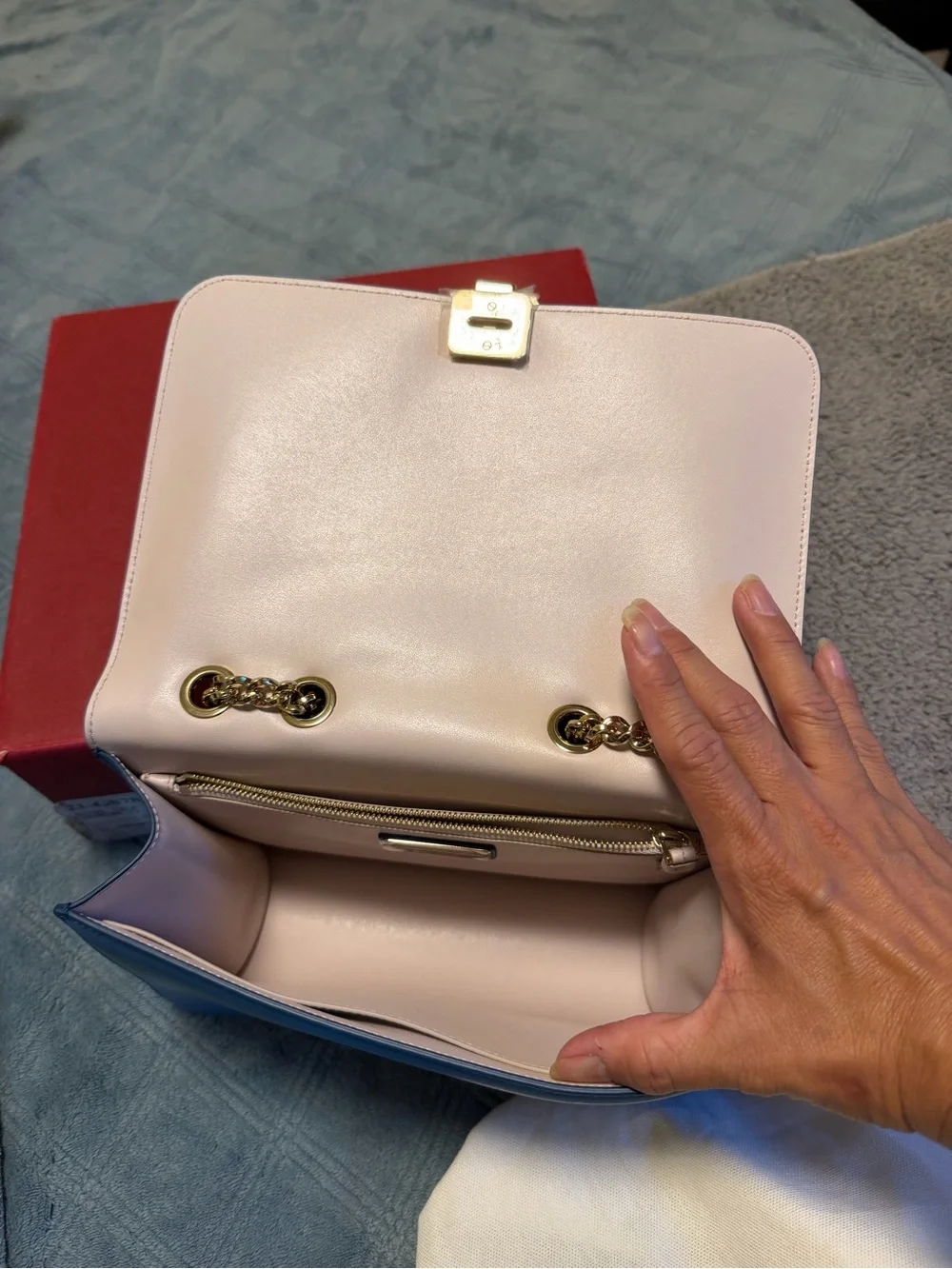 Salvatore Ferragamo Blue Leather Chain Shoulder Bag Complete